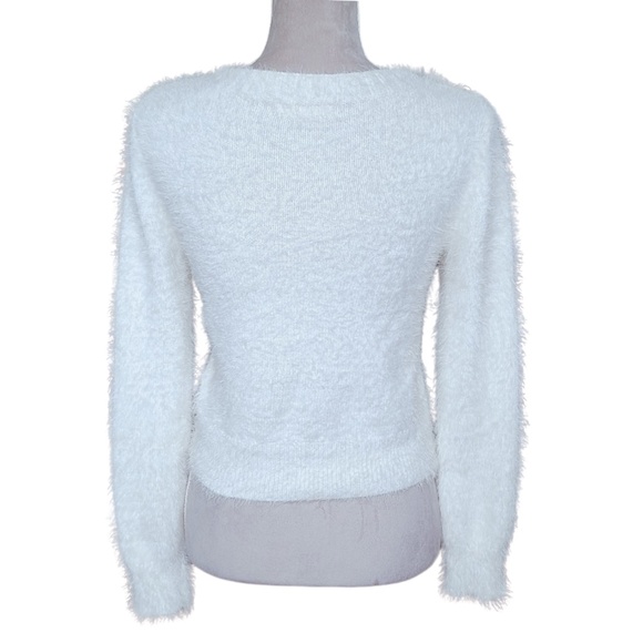 Copper Key Fuzzy Sweater Junior's S White Cozy Fluffy Loungewear Pullover - Picture 2 of 9